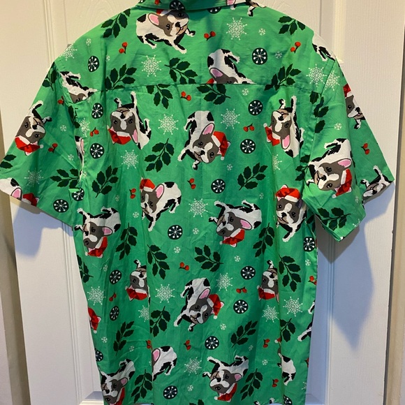 New Men’s XL VSTR frenchie Christmas Button Down - Picture 2 of 3